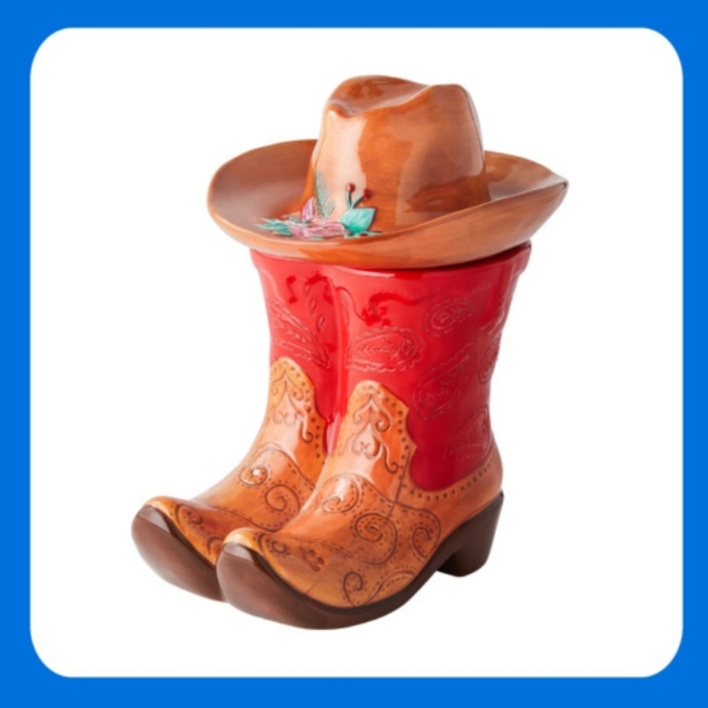 ❤️ New Holiday Boots & Hat Cookie Jar
